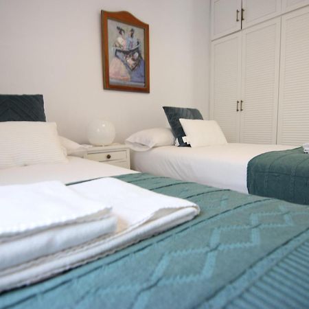 Rentalsevilla Espacioso Apartamento En La Alameda De Hercules Con Parking Extérieur photo
